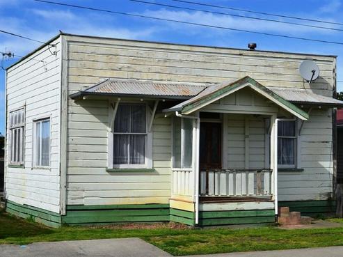 20 Ferry Road, Clive