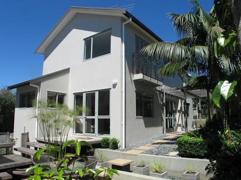 2/85 Kurahaupo Street, Orakei