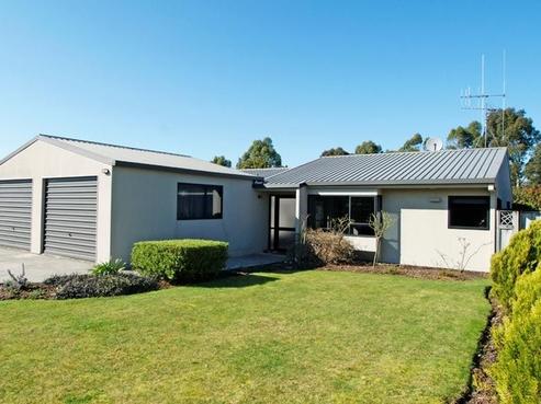 69 Sunnyhills Avenue, Glenview
