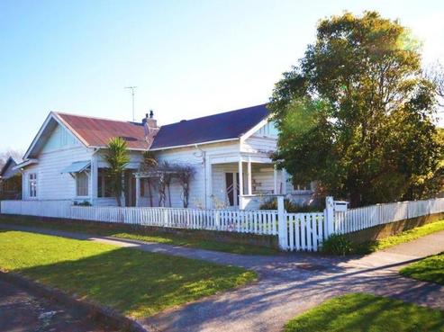 94 Vigor Brown Street, Napier South