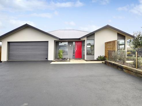 30 Friendship Drive, Waldronville