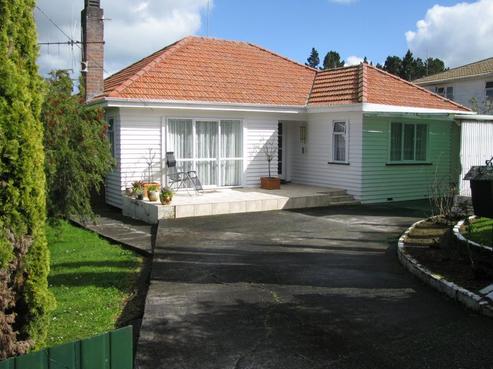 18 Charles Street, Kamo