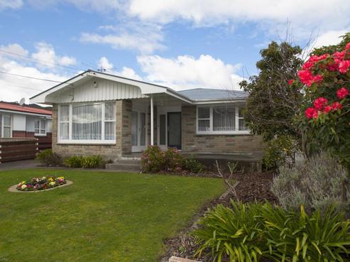206 Taita Drive, Avalon