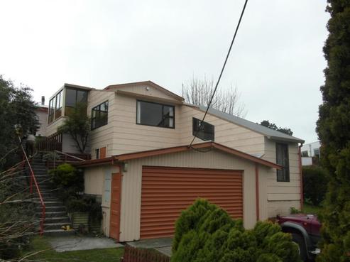 76 Dunns Avenue, The Pines Beach