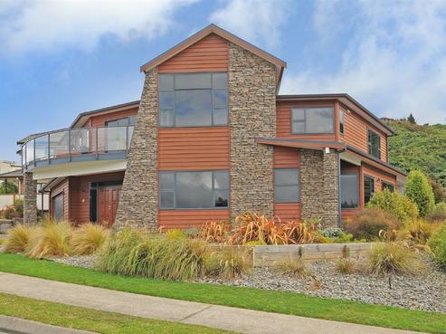 20 Meadowbank Drive, Belmont