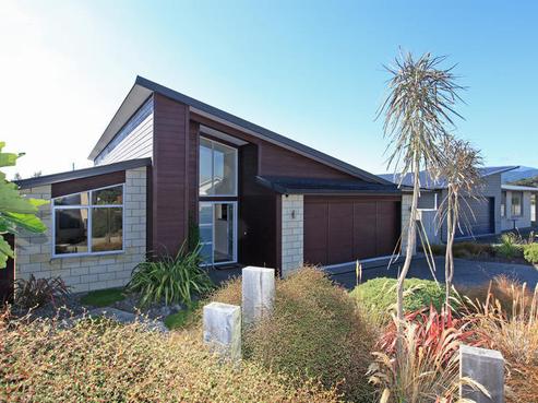 335 Manly Street, Paraparaumu Beach
