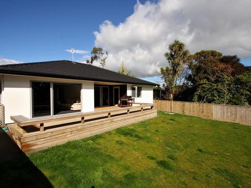 7A Pukaka Street, Strandon