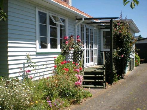 23 Wallace Crescent, Glenholme