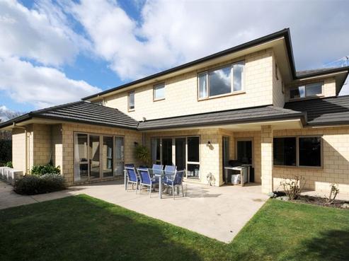 19 Thurlestone Place, Burnside