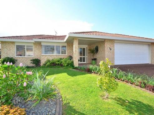 18 Chalmers Close, Orewa