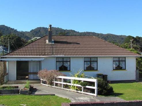 74 Fitzgerald Street, Cobden
