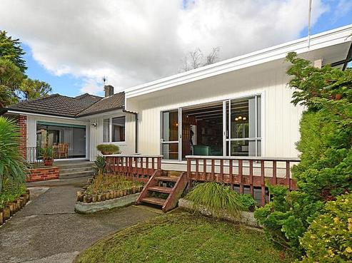 28 Akatarawa Road, Brown Owl