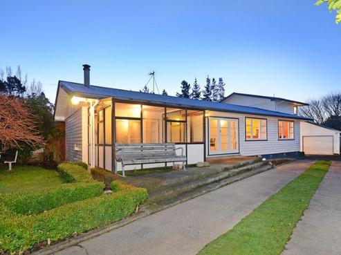 8 Paton Street, Maymorn