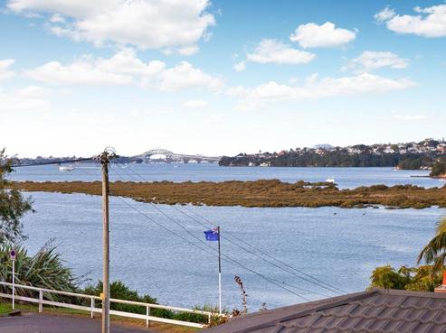 35 Johnstone Street, Point Chevalier