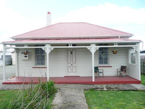 24 London Street, Hampden