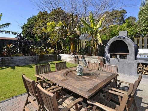 5B Seaway Road, Clarks Beach