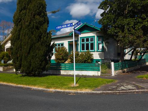 6 Rocky Nook Avenue, Morningside