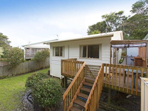 32 Shadon Place, Stanmore Bay