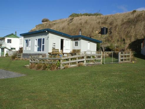 266 Jacks Bay Road, Owaka