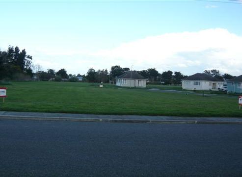 2 Colonel Place, Featherston