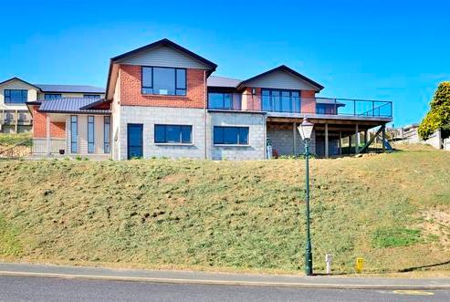 5 Portland Place, Shiel Hill