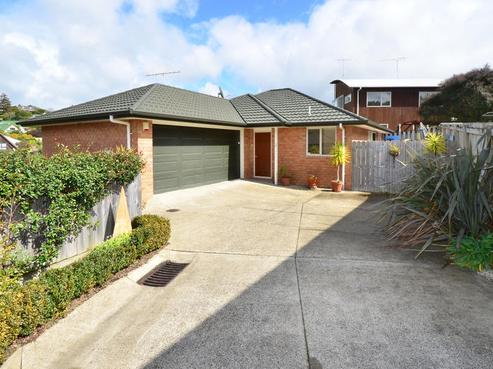 2/20 Ellenbury Place, Stanmore Bay