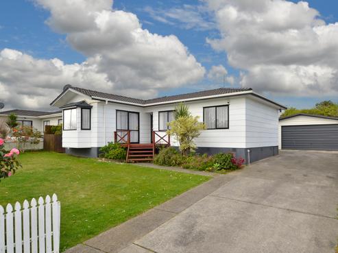 33 Barneys Farm Road, Clendon Park