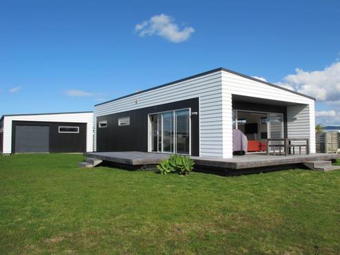 104 Karo Drive, Matarangi