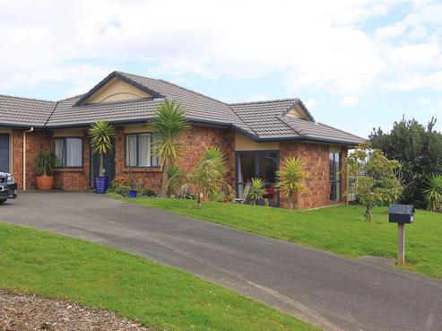84 Rivervale Grove, Stanmore Bay
