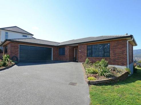 20 Kirton Drive, Riverstone Terraces