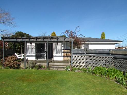 25 Freyberg Street, Solway
