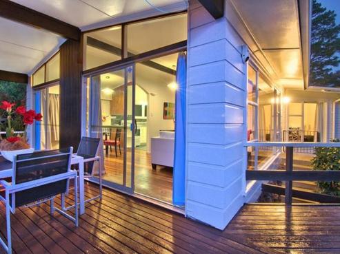 45 Woodfern Crescent, Titirangi