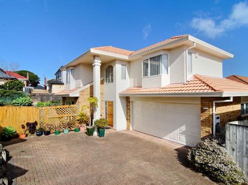 17B Clinker Street, Three Kings