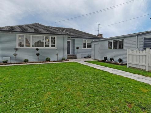 75 East Street, Enderley