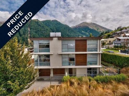 2/60 Hallenstein Street, Queenstown Central