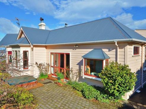 154 Gladstone Road, Dalmore