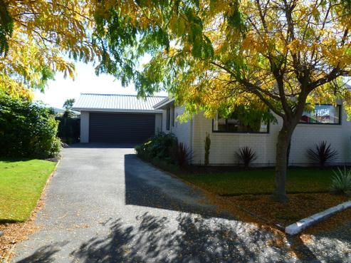 4 Williamson Place, Allenton