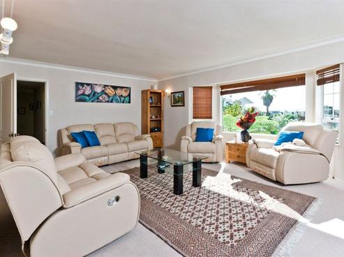 2/25 Deep Creek Road, Waiake