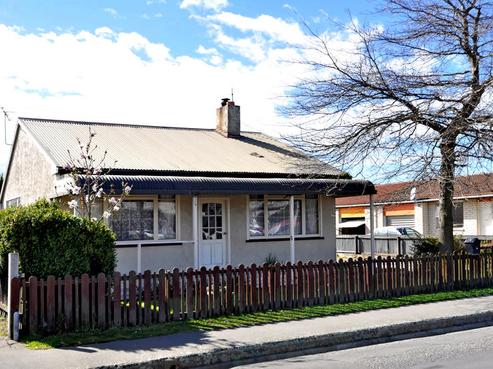 34 Sylvan Street, Middleton