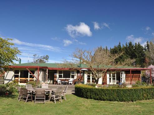 123 Birch Hill Road, Okuku