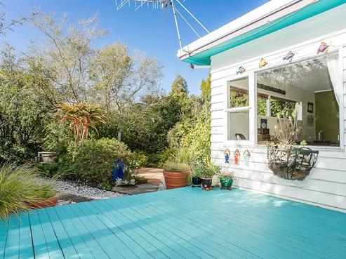 10 Frederick Street, Paraparaumu Beach