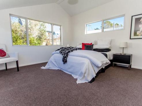10E Sunnynook Road, Sunnynook