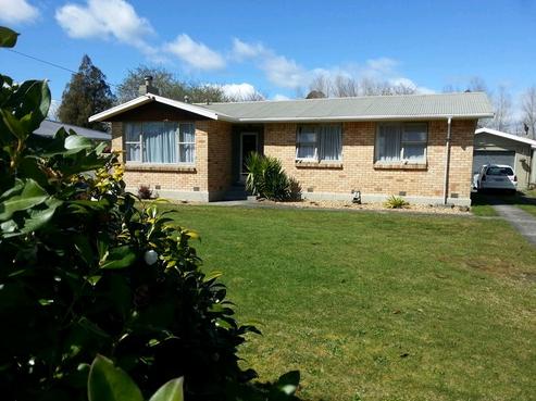 334 Sunset Road, Sunnybrook