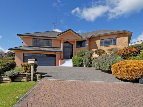5 Sunny Dale, Western Heights