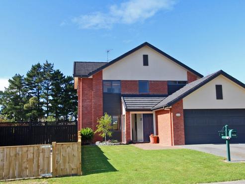 10 Blackwood Drive, Wattle Downs