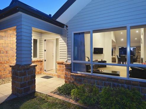 5 Erin Jane Place, One Tree Point