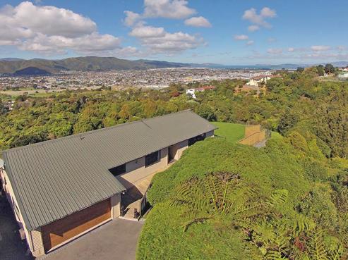 51 Redvers Drive, Belmont