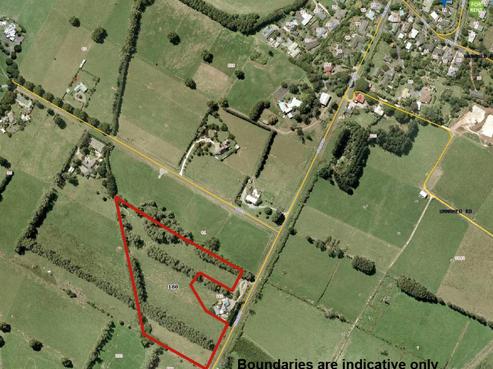 180 Houchens Road, Glenview