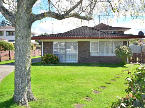 17 Motuora Road, Manly