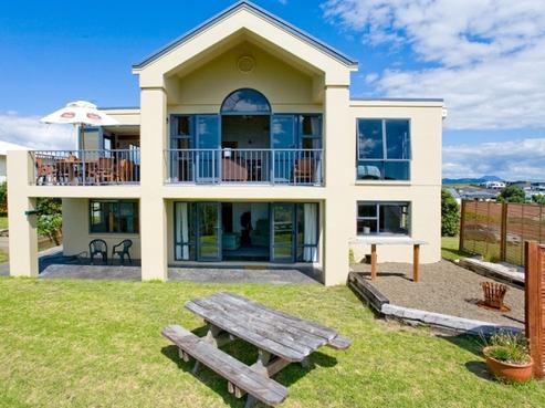 13 Captains Cove, Coastlands